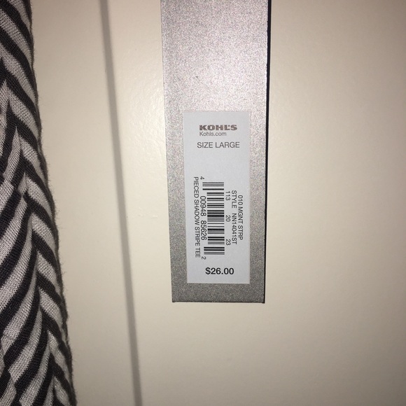 NWT Apt. 9 T-Shirt - Picture 4 of 4